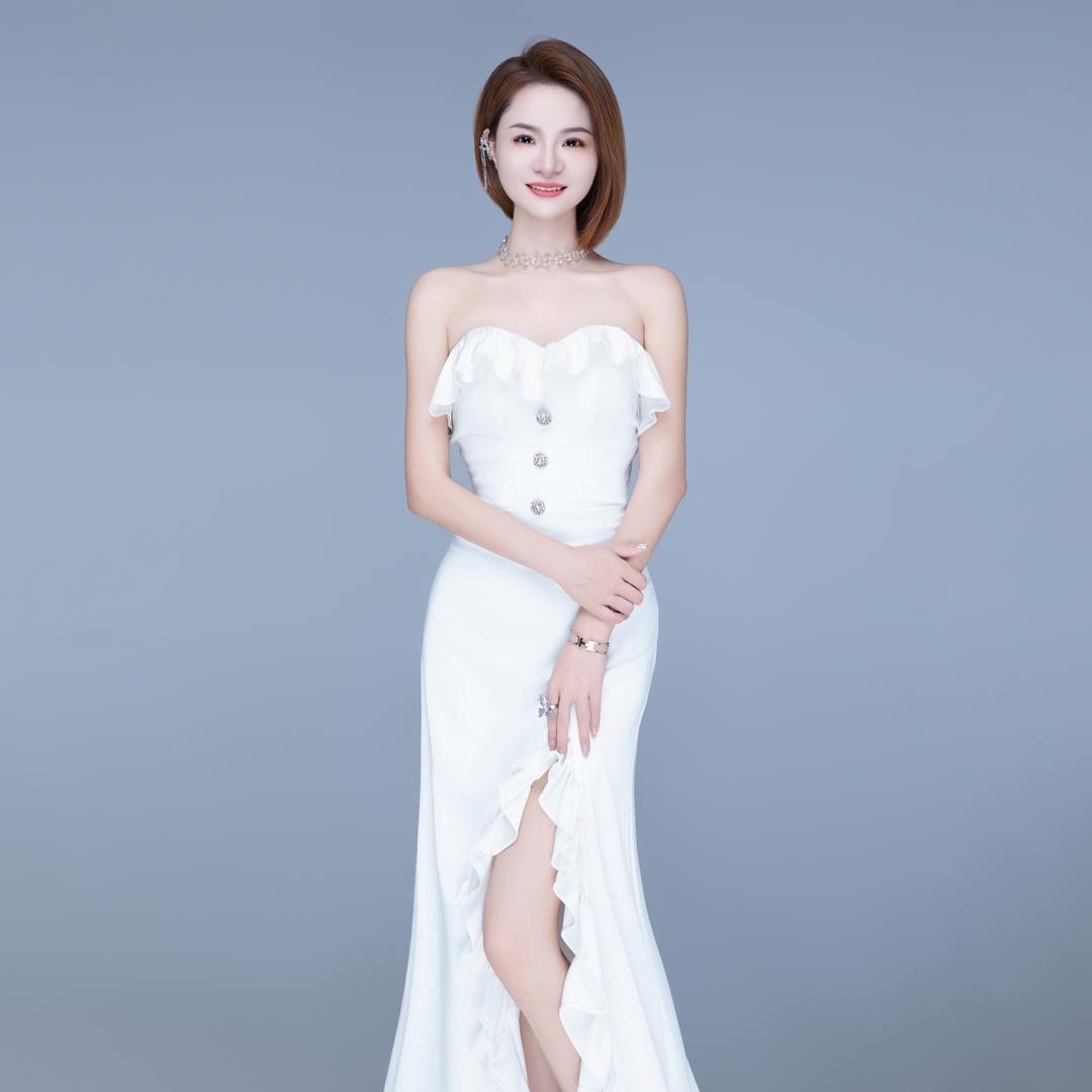 春霞（女性成长）