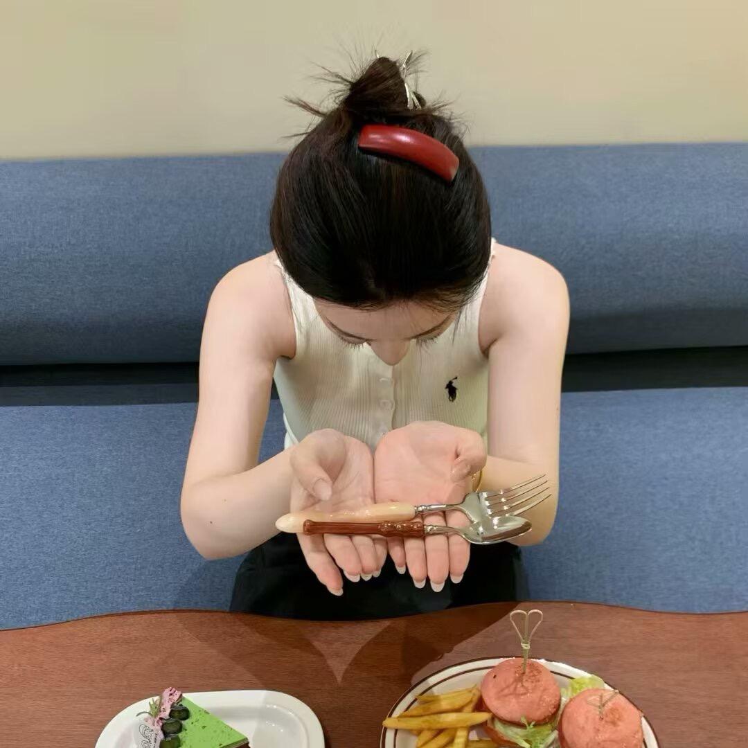 .   要抱抱🤗