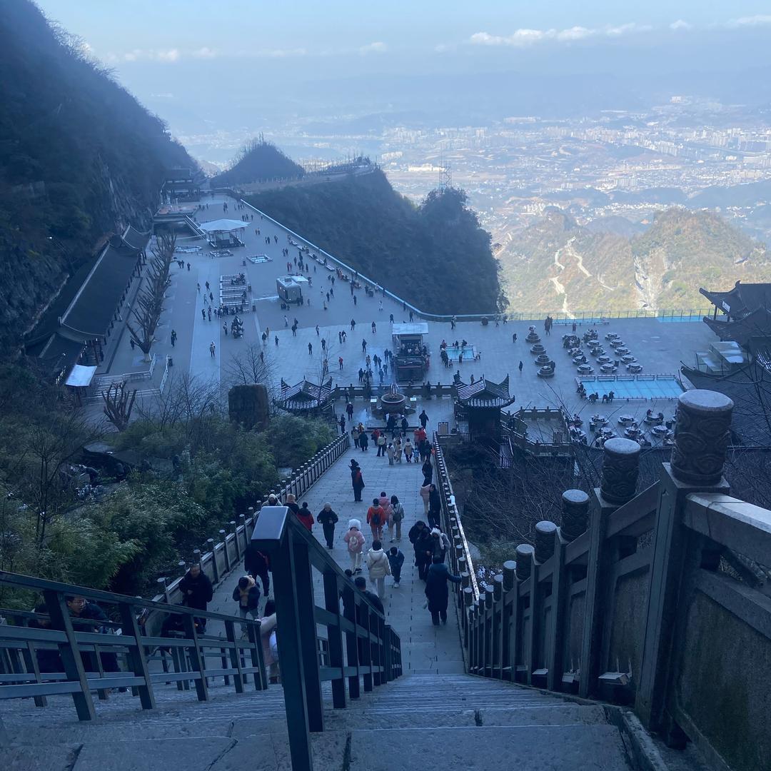 小气包😄吃辣椒