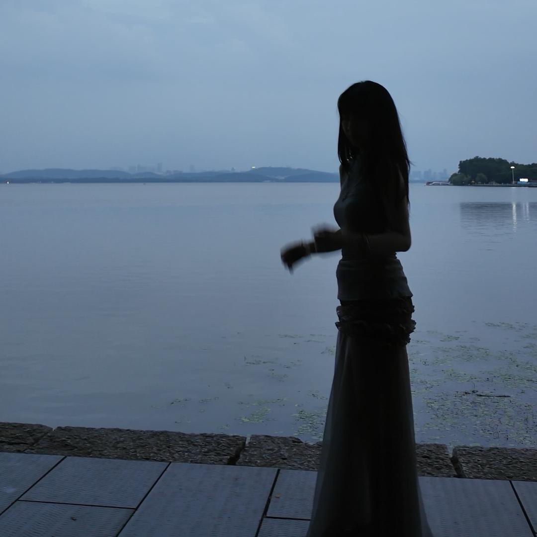 王不甜