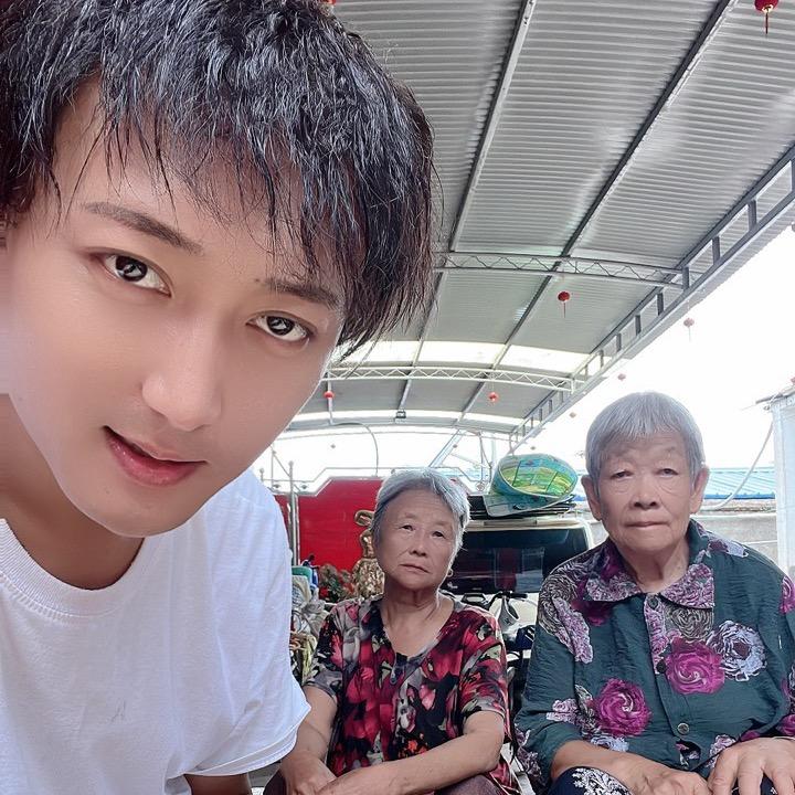 俊翼小哥