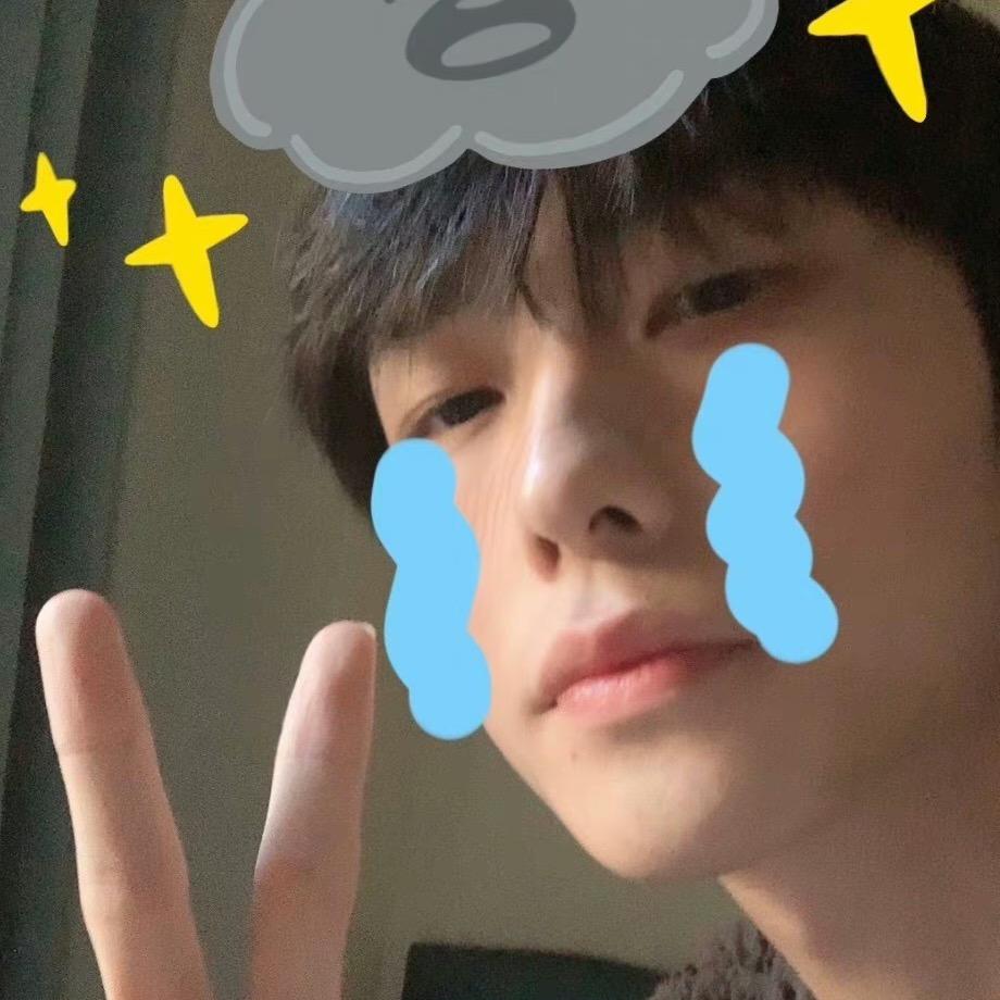 肆月月🌟