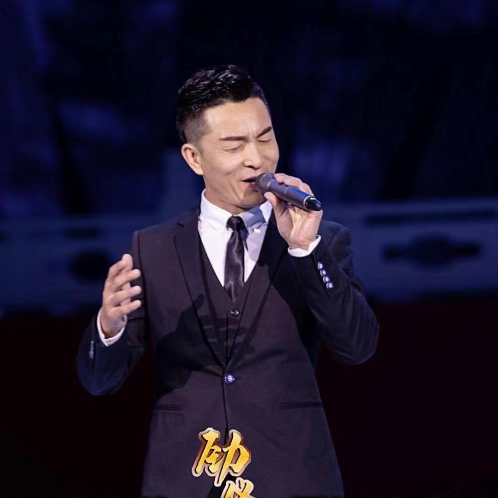 青龙🎙️华仔