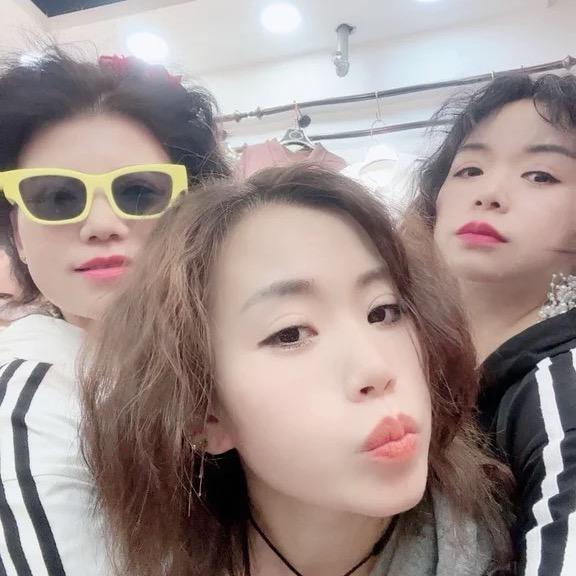 姐妹仨工厂店（女装供应链）