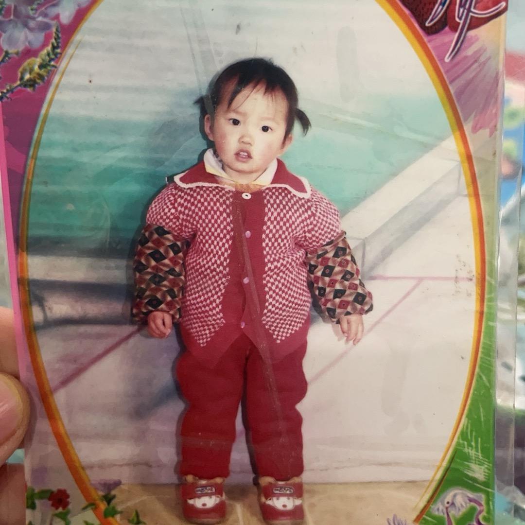 郁  金  香