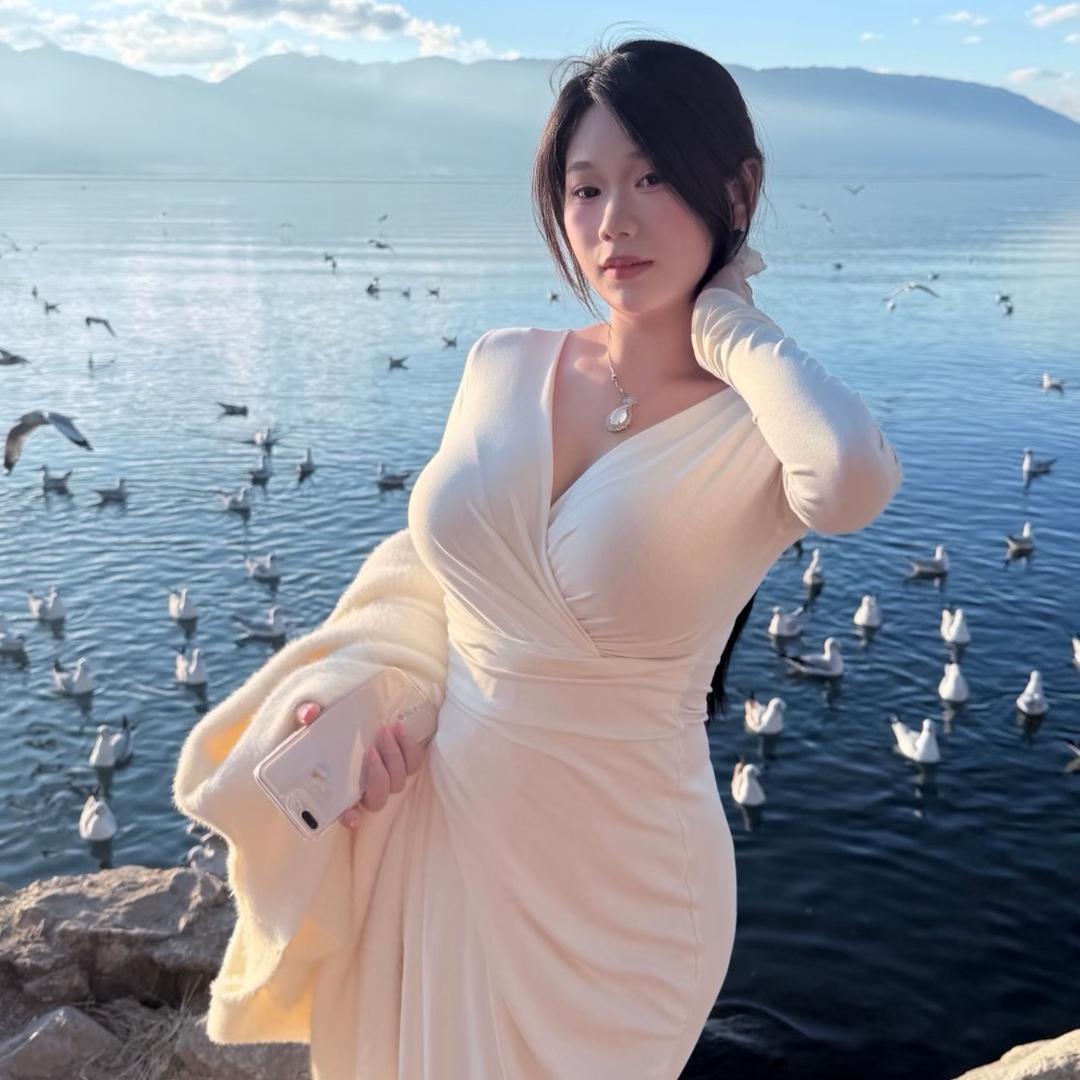 鹿鹿爱美丽