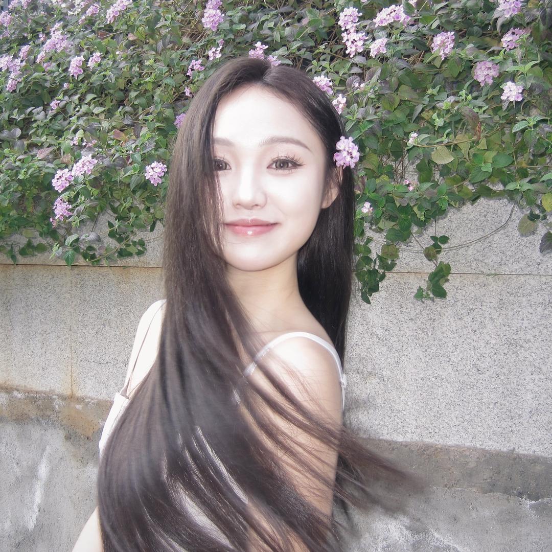 RIS ZHOU女装