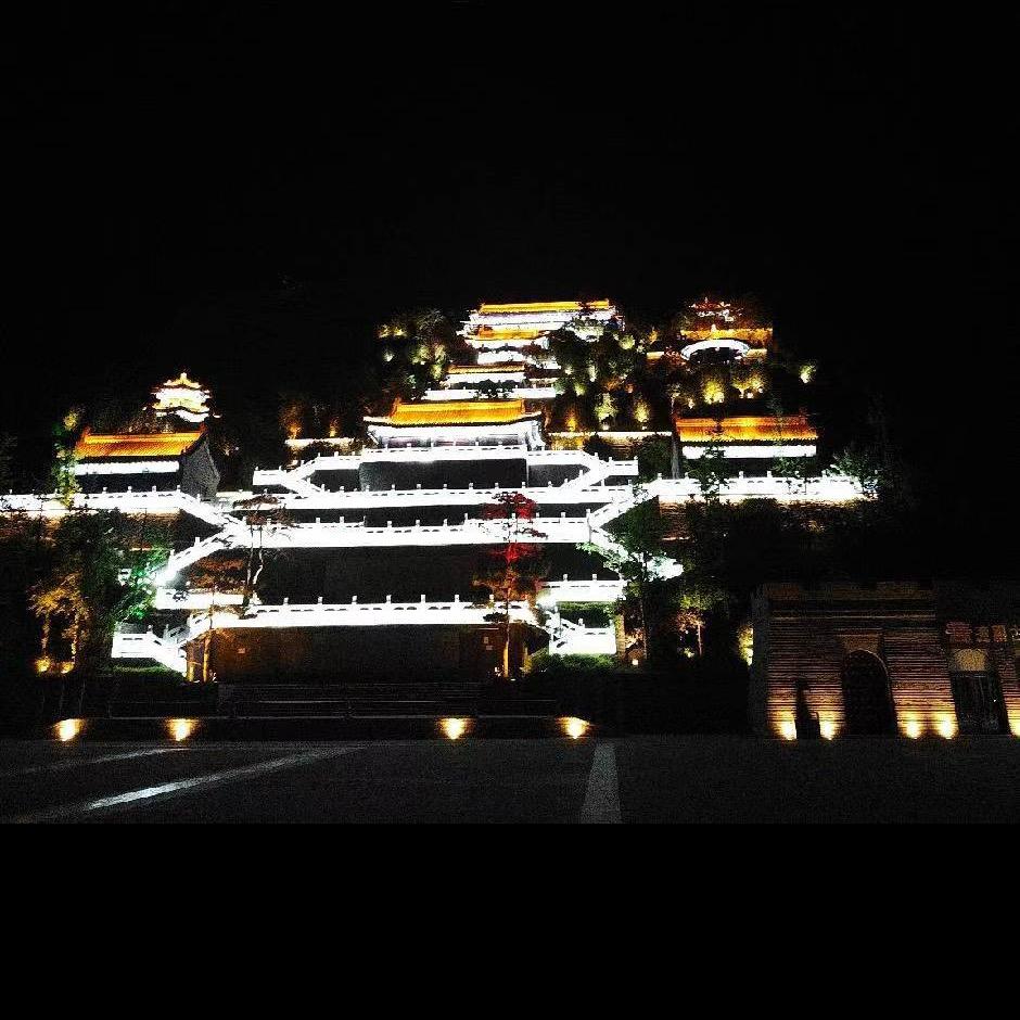 不见月亮🌜
