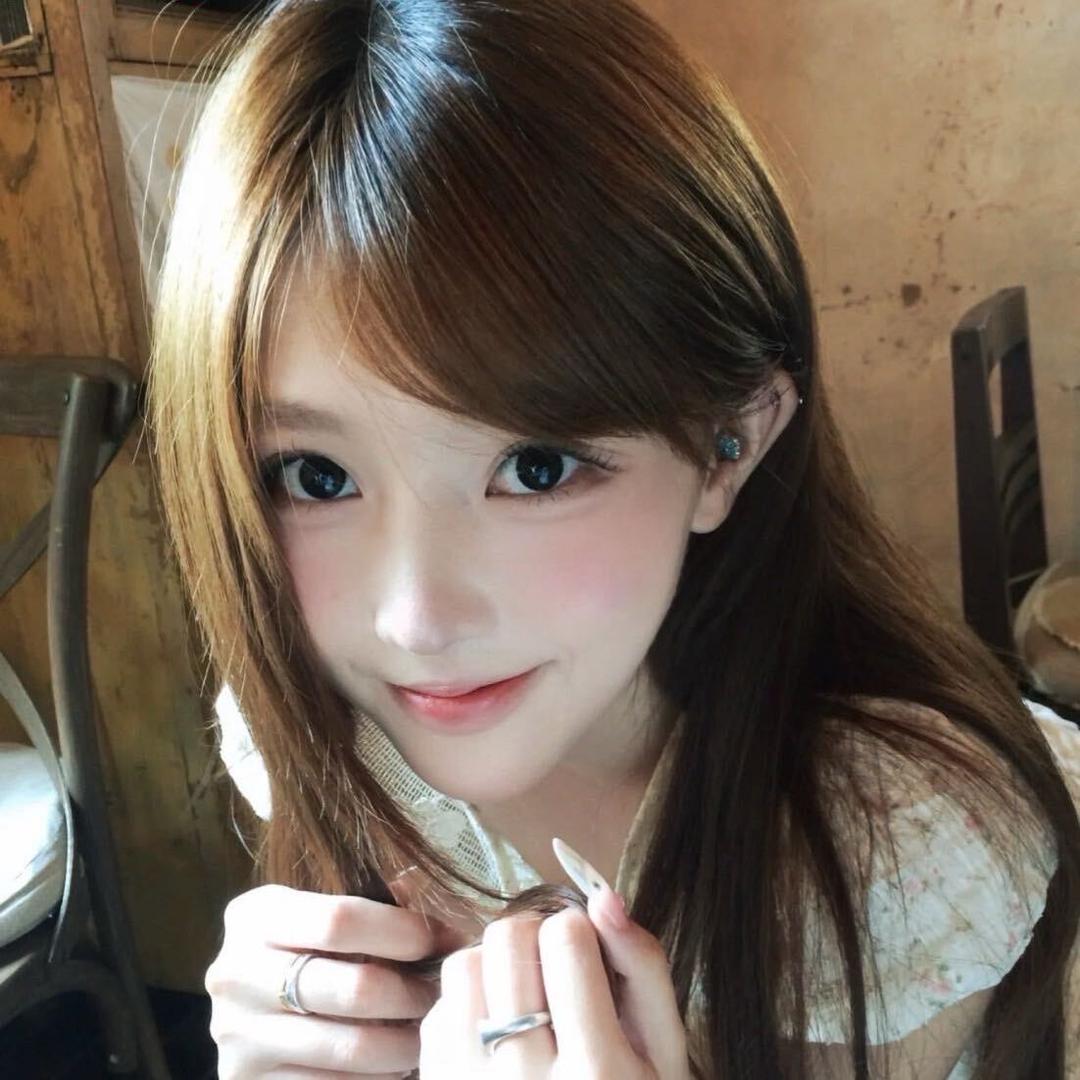 陈妞