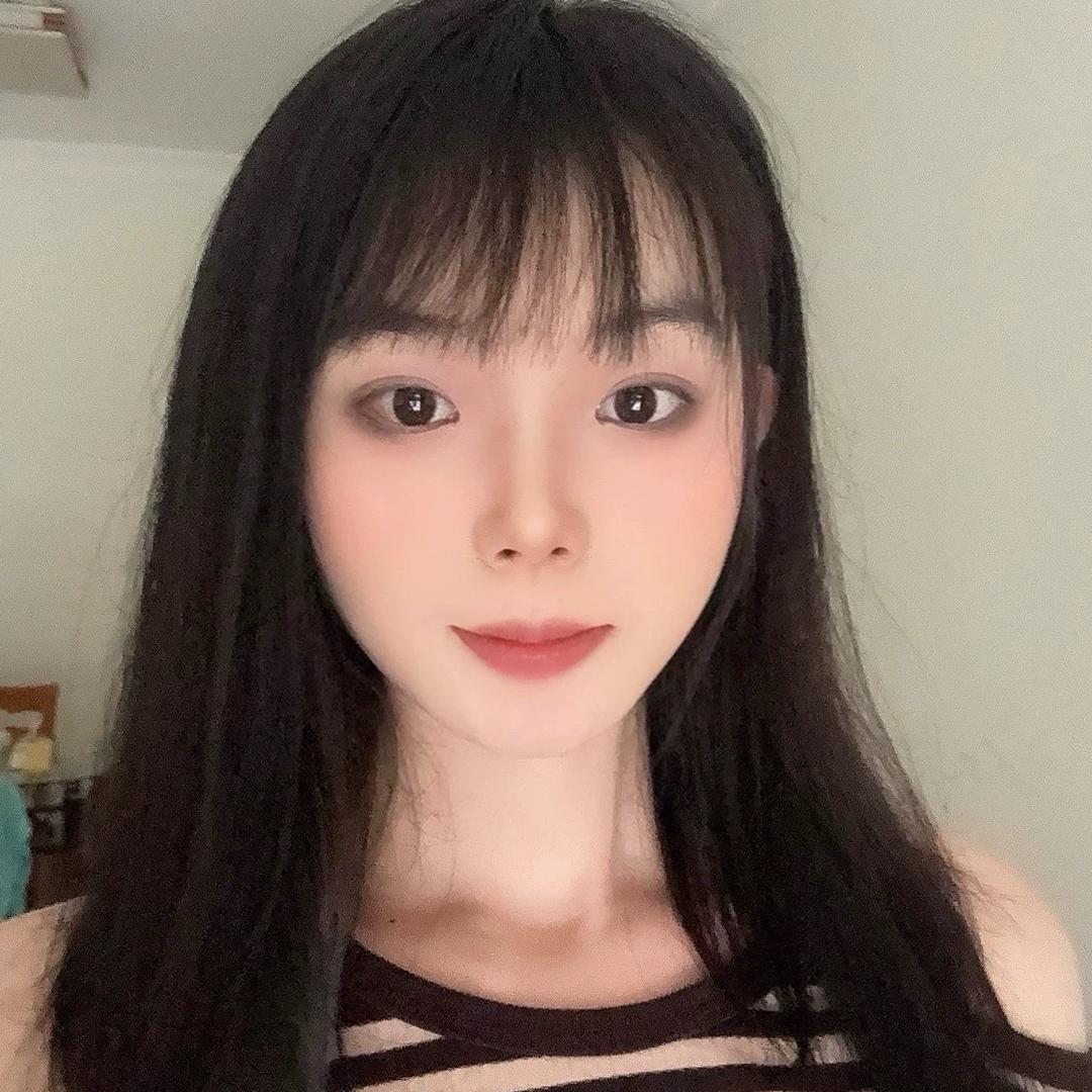 跨越速运佳玲