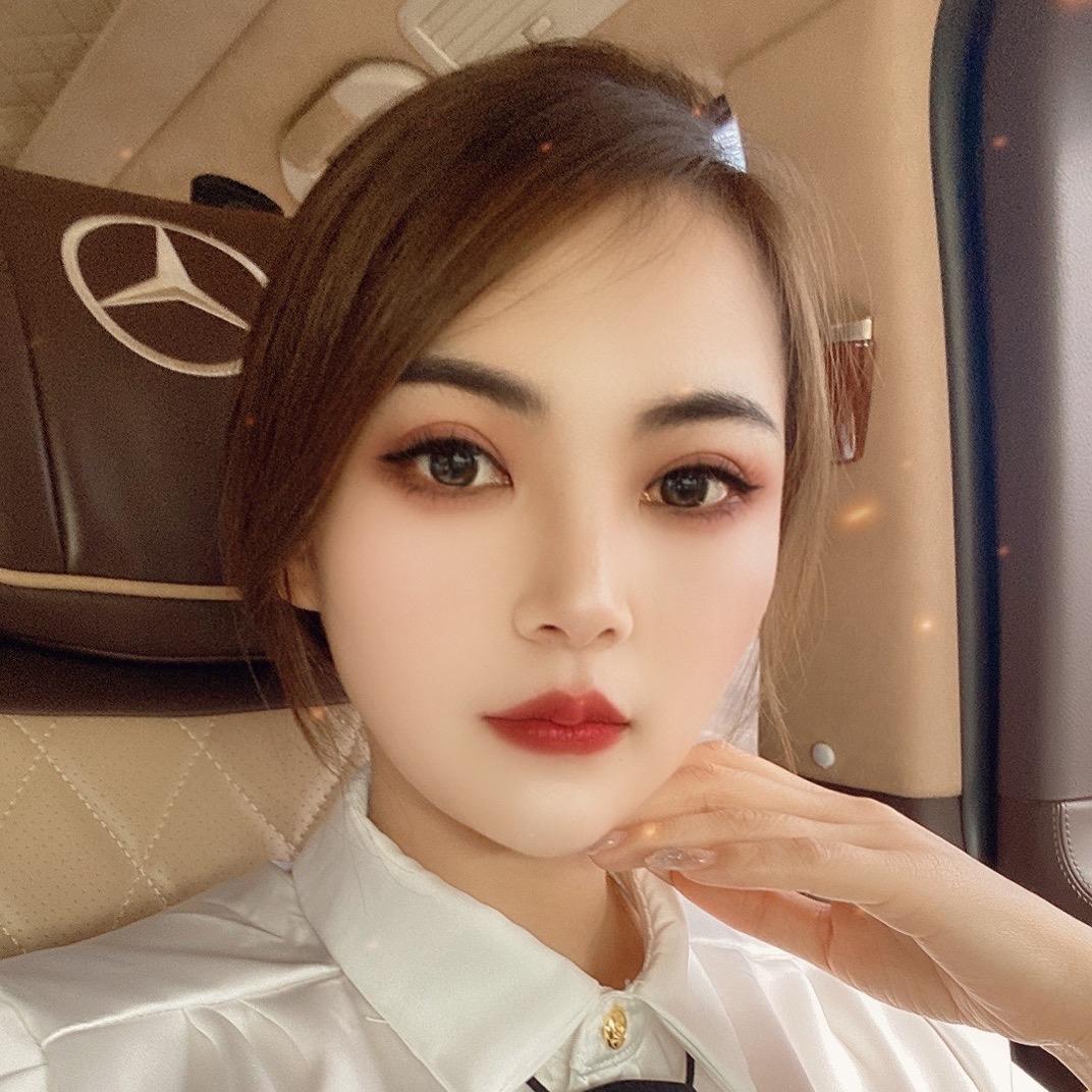 鹿哥  国际仓供应链CEO