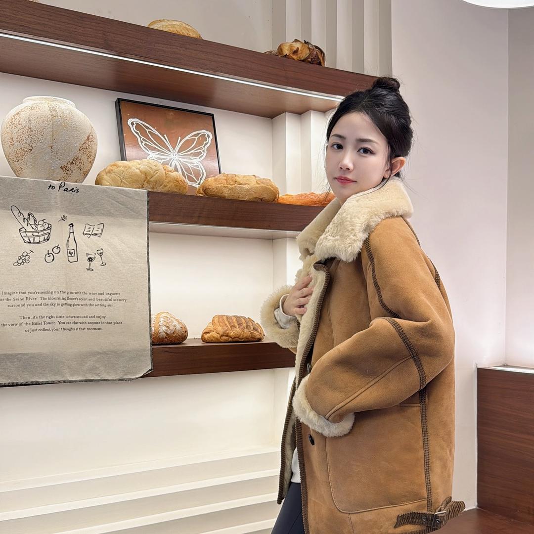 海宁MaDaiMaFei皮草行轻奢女装