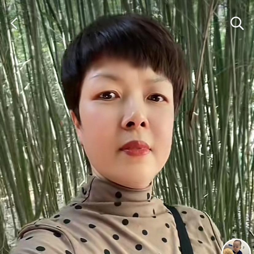 舞阳英姐 (户外理发）