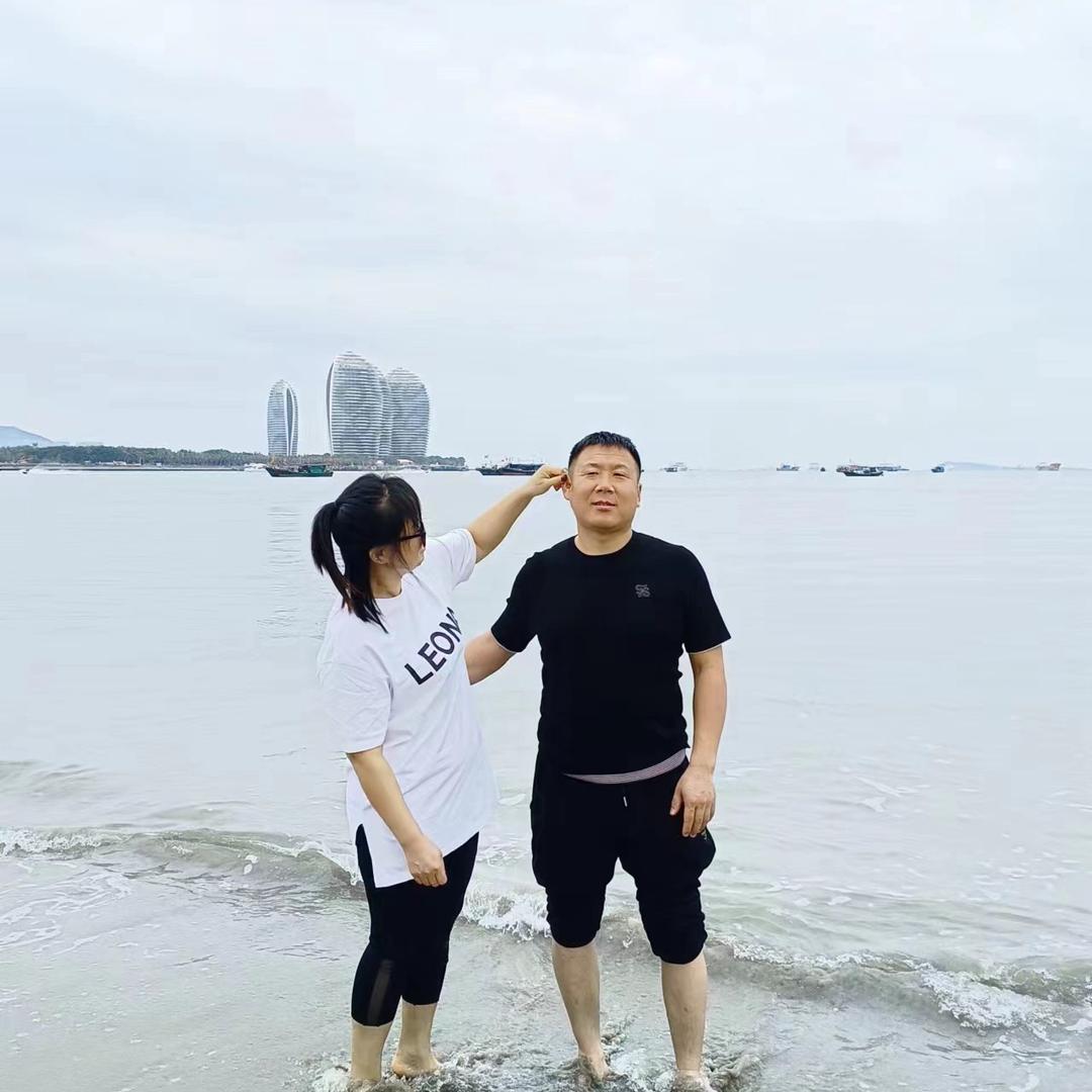 小张很嚣张