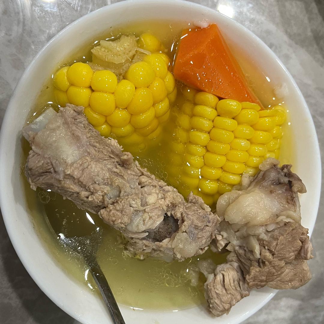 悲伤玉米排骨汤🌽