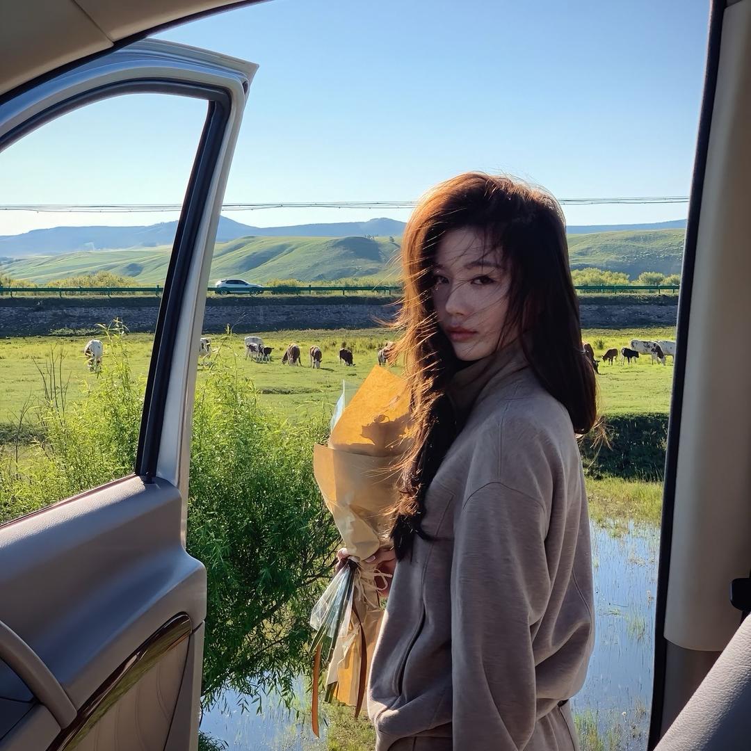 刘一一轻奢女装
