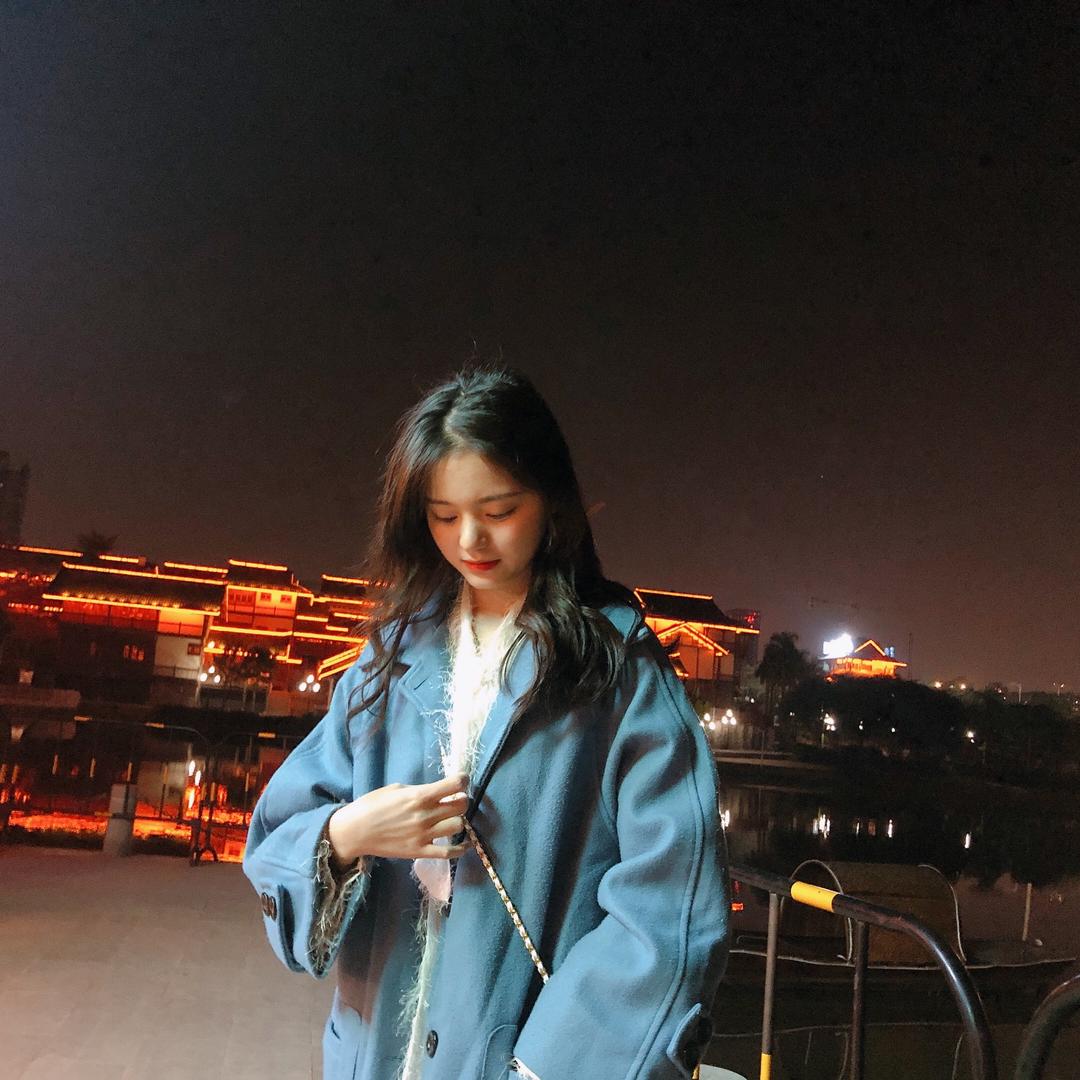 盈盈在南宁