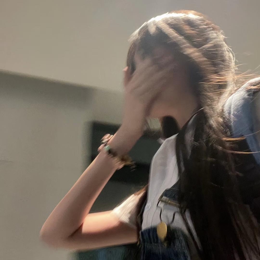 喝co椰汁.