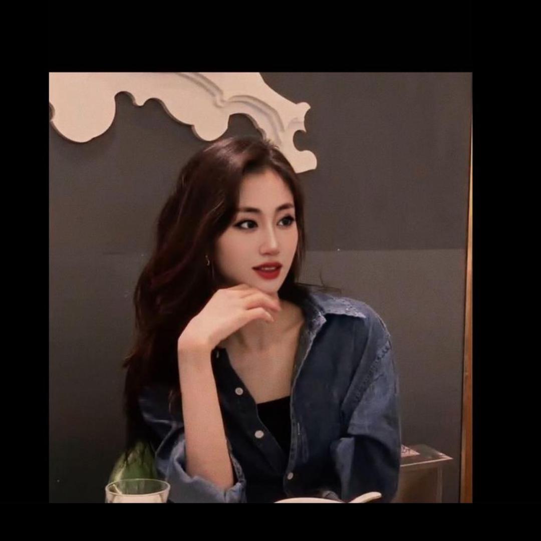 察素齐女装娜娜