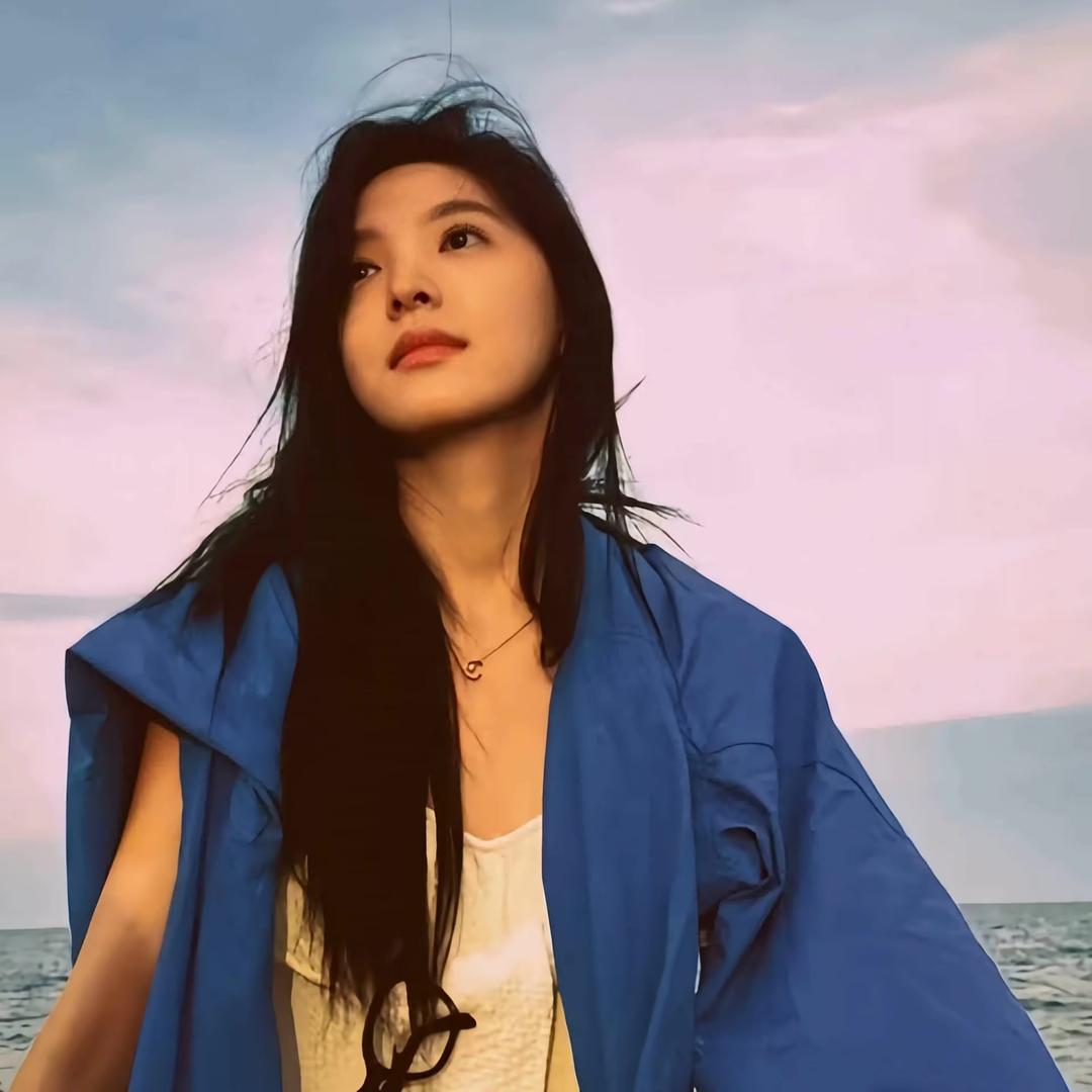 @小嘉欣.