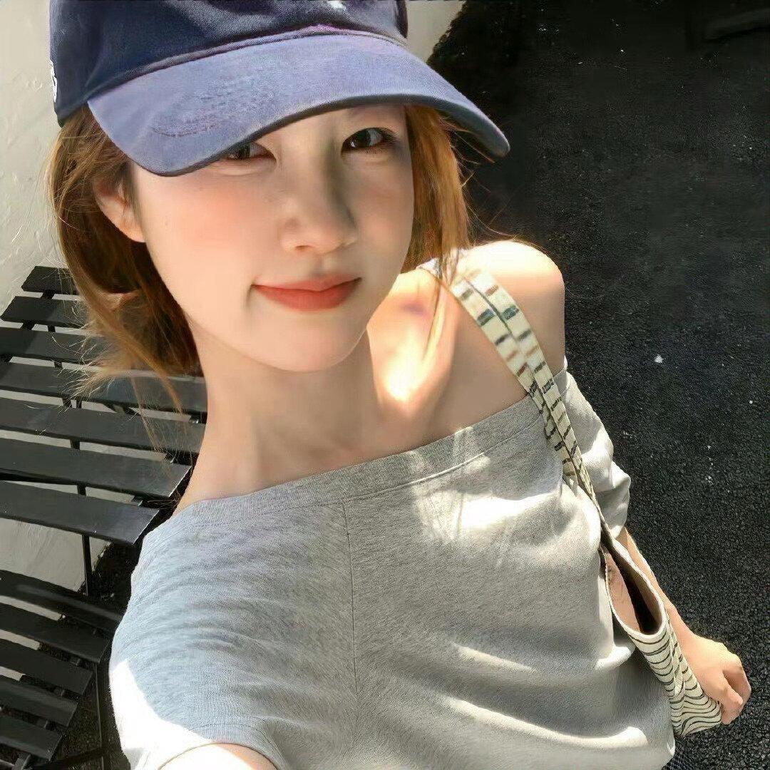 小秦今天瘦了没