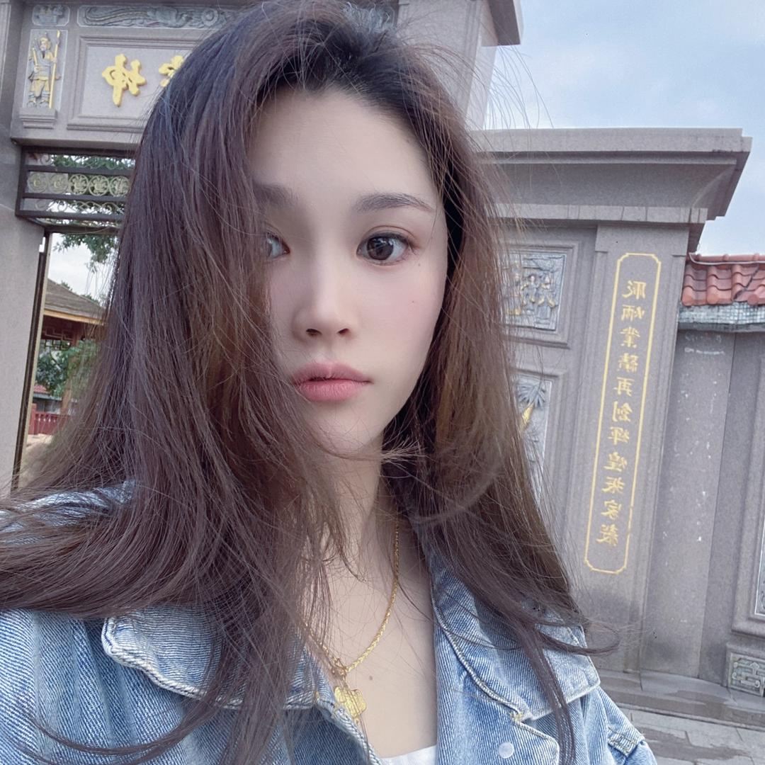 小T