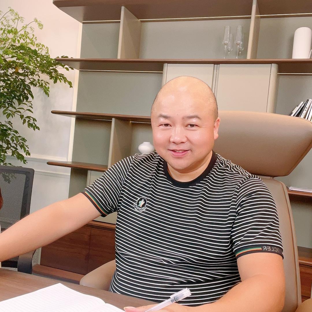 滋味哥 周六！周日12点30开播
