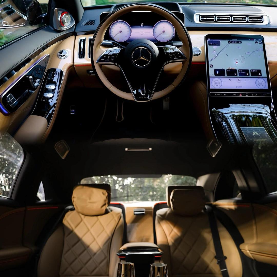 高端汽车脚垫定制