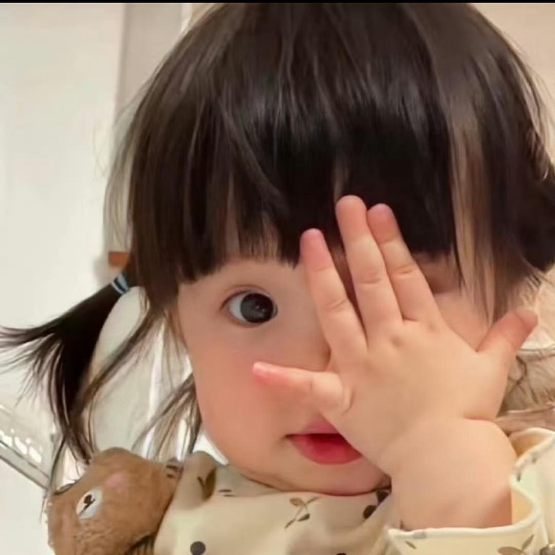 万梓筱