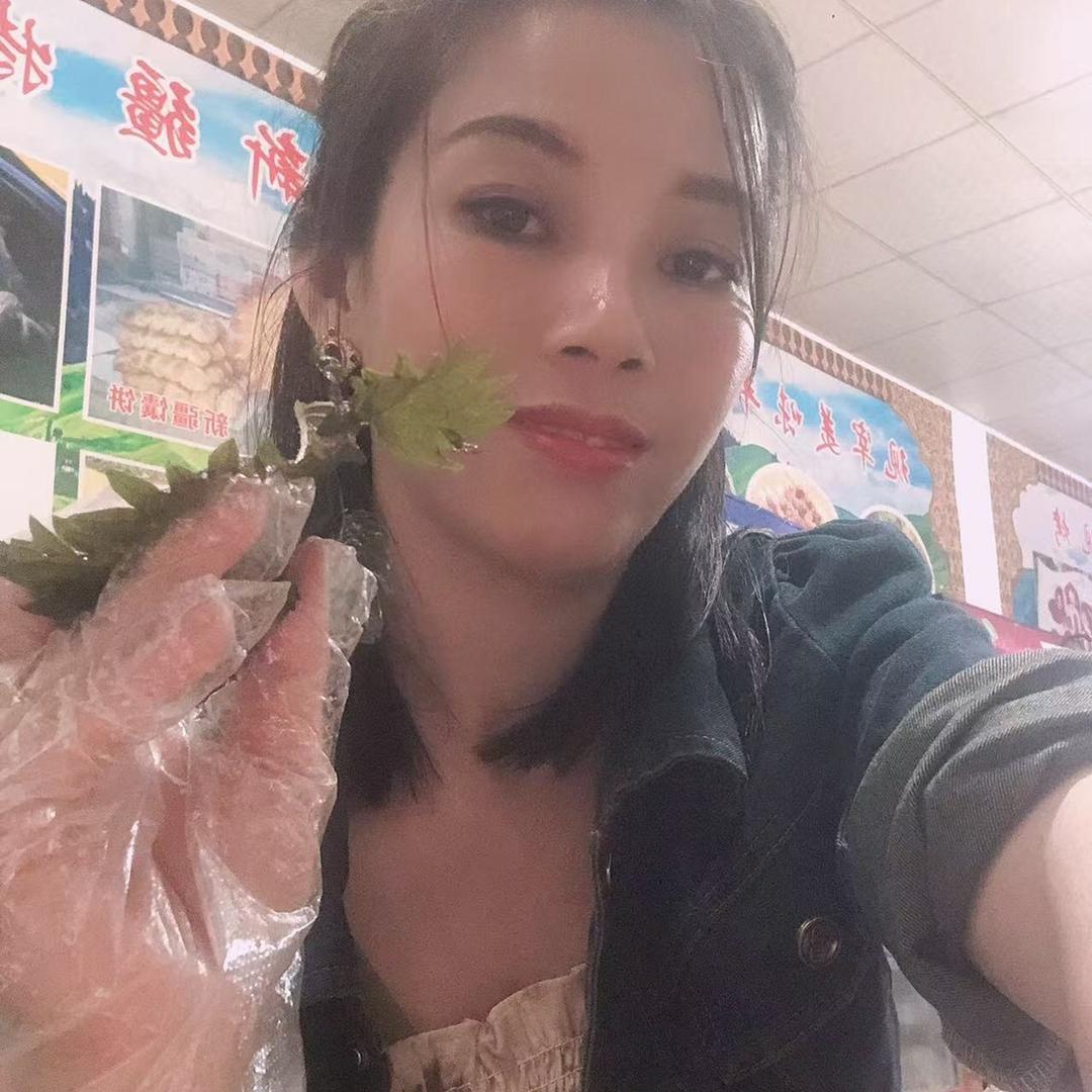 新疆鲜美羊肉串