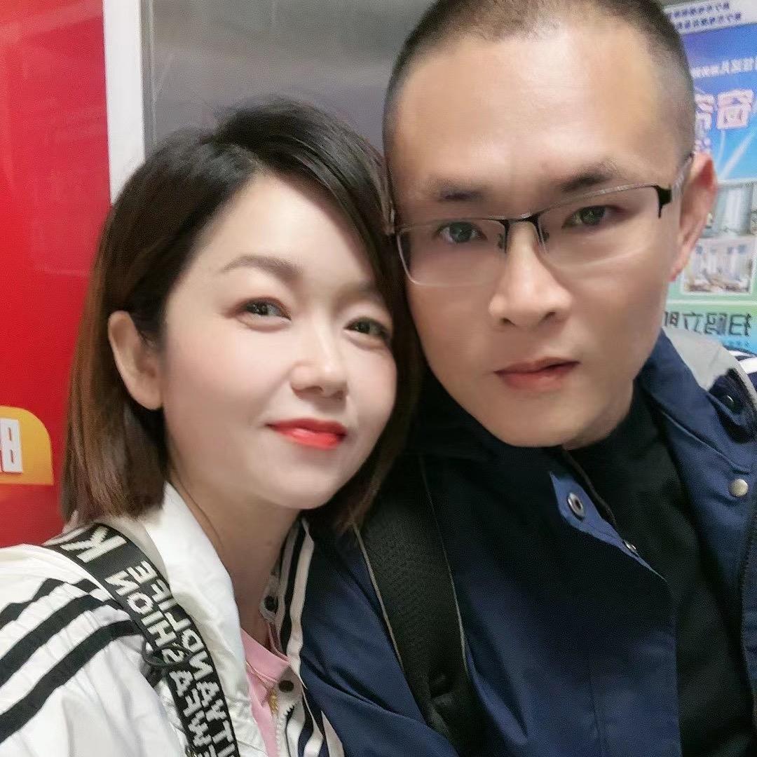 进哥与施姐