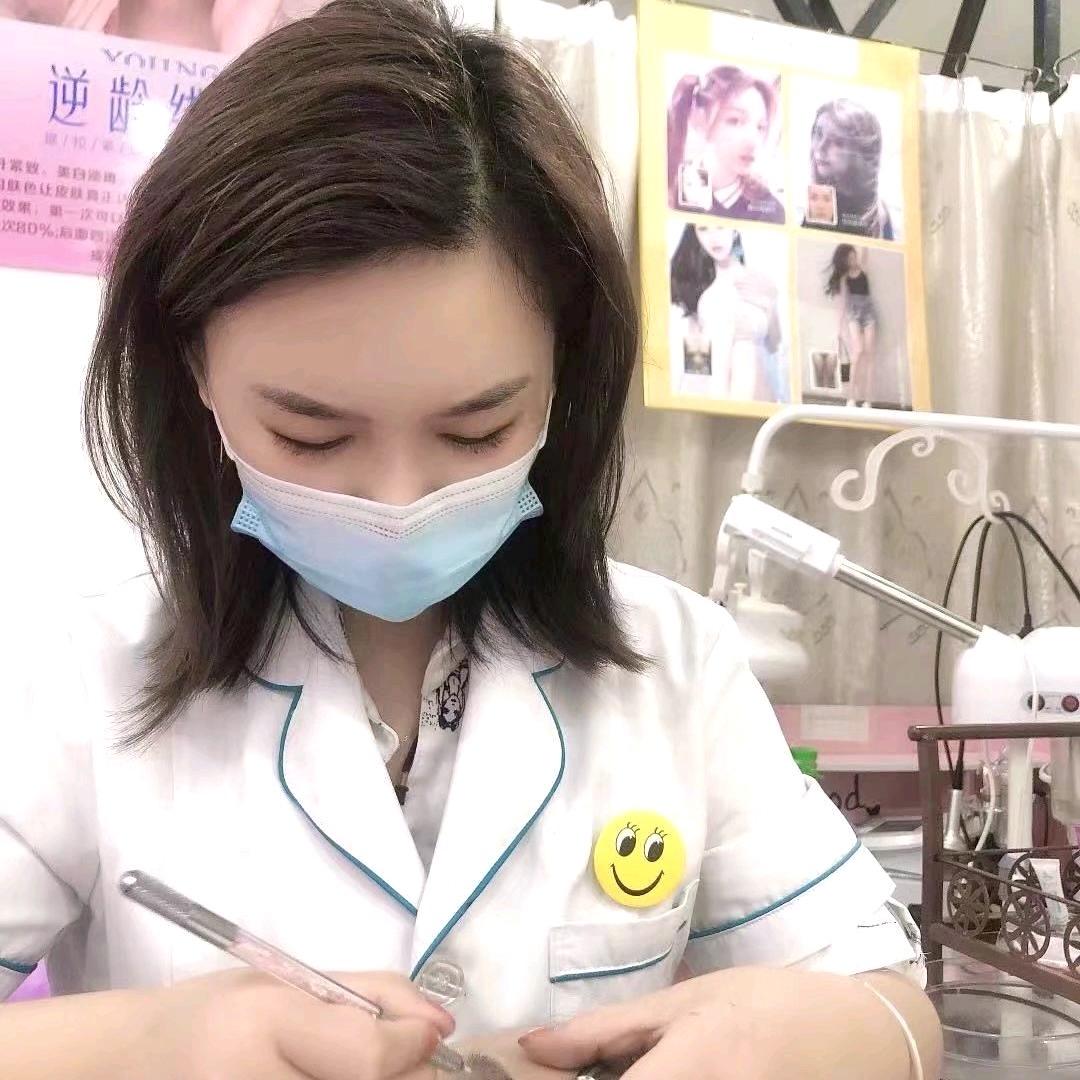 娜仪莉实体店
