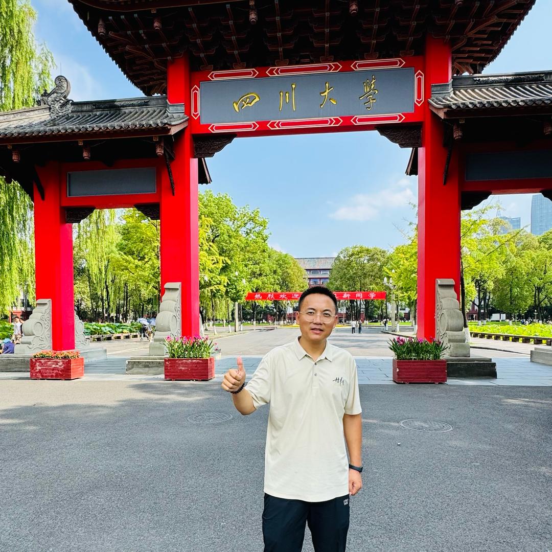 升学规划钟老师（每天8:00开播）