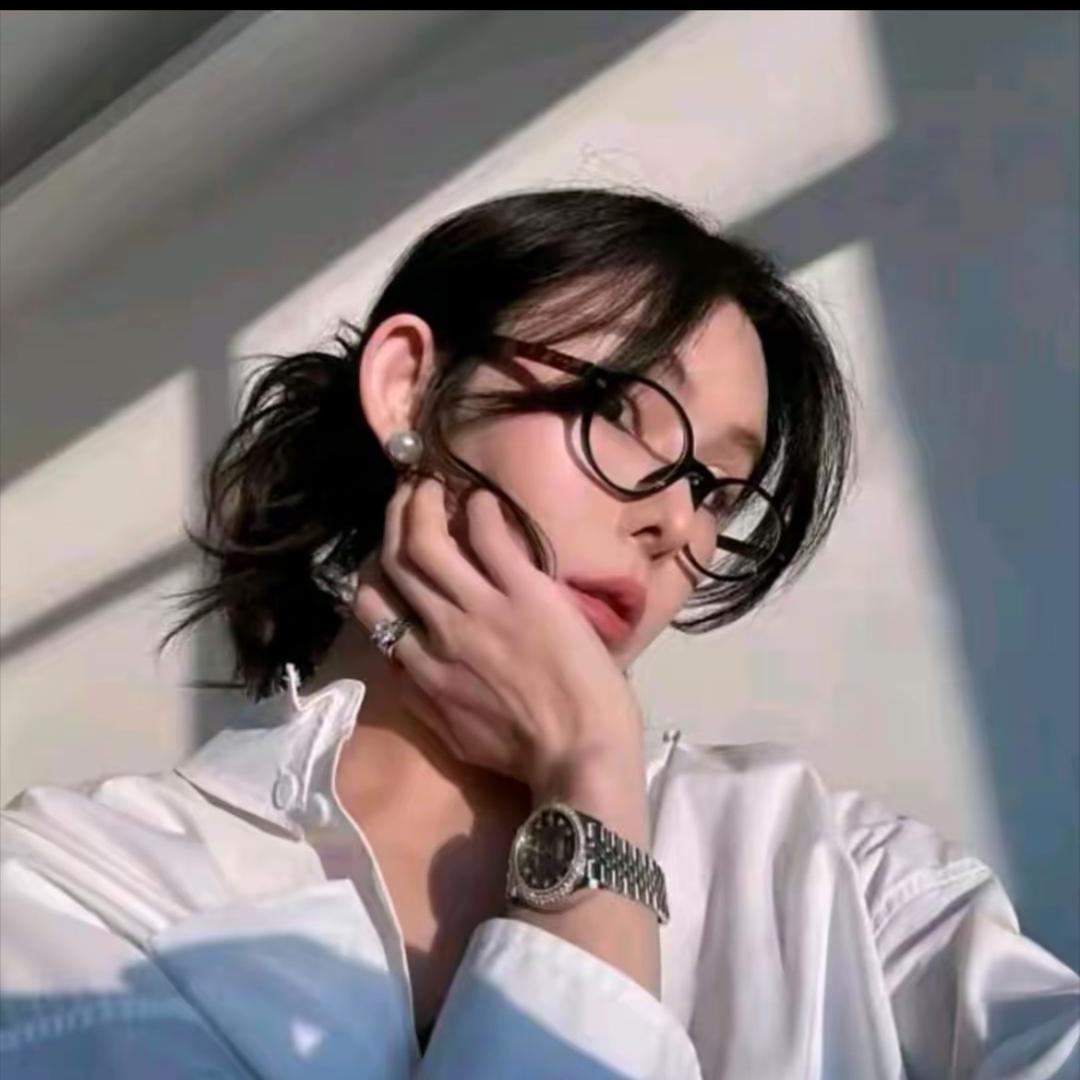 侯點點（时尚穿搭）