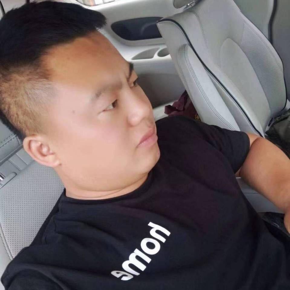 王不服