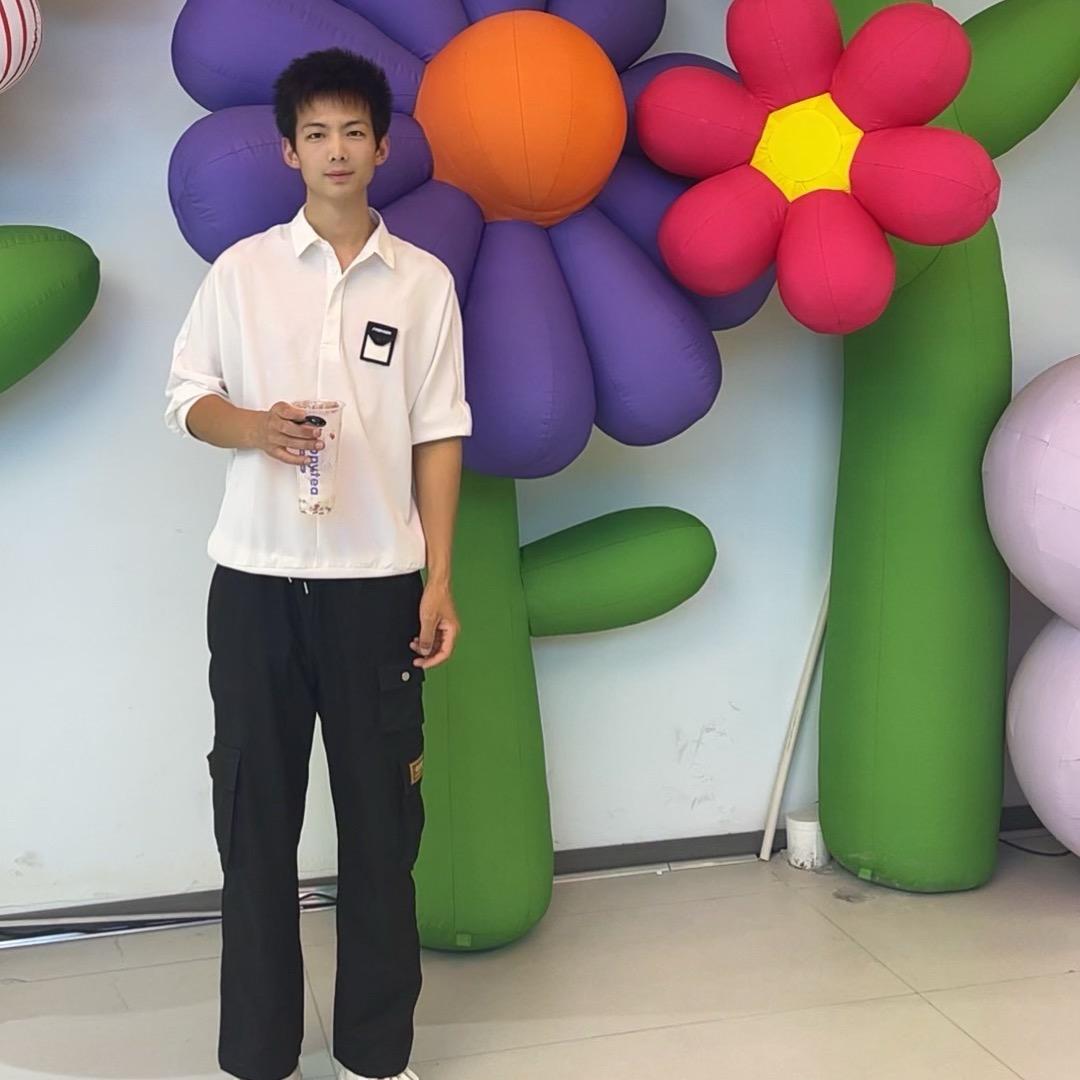 小麦种推荐官  张哈哈