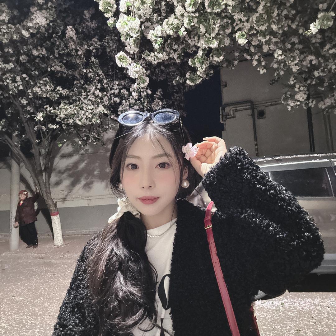 钰鑫鑫服饰店