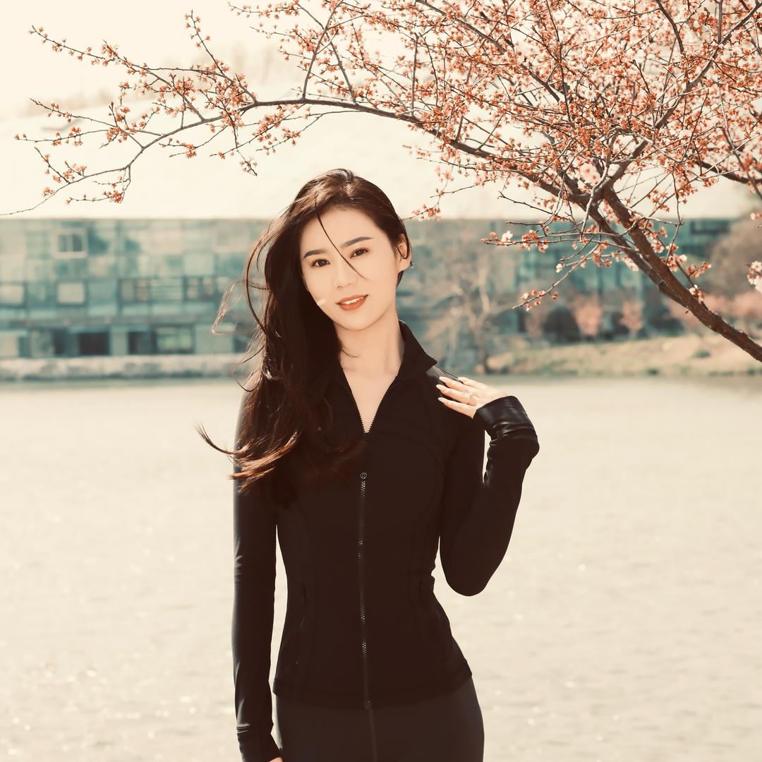 雪儿🌞（下午两点直播)@抖音