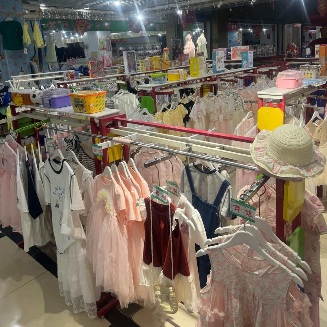 @万信三楼青梅竹马潮童馆