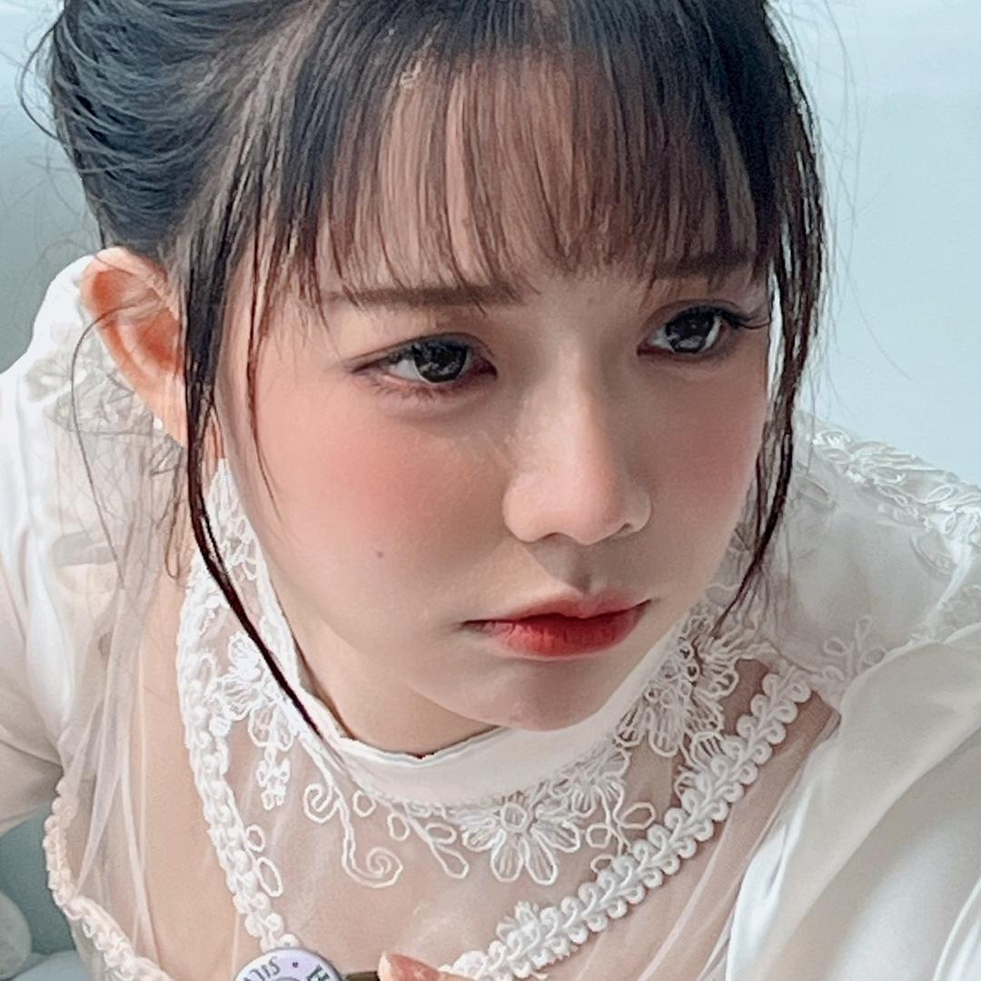 天上掉下个萌妹妹