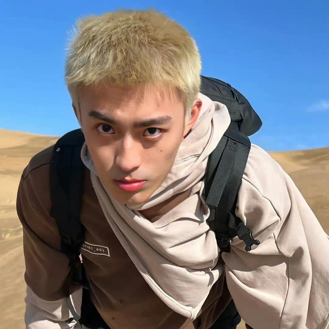 骏骏骏jun