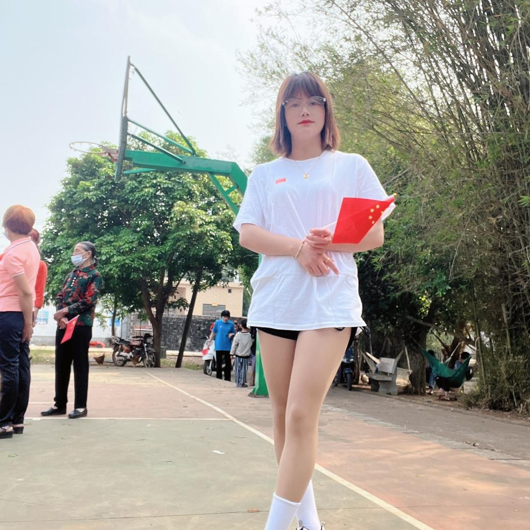 小美眉