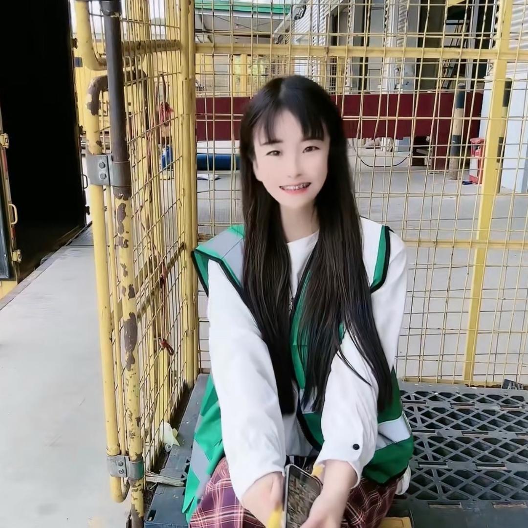 物流栗栗呀