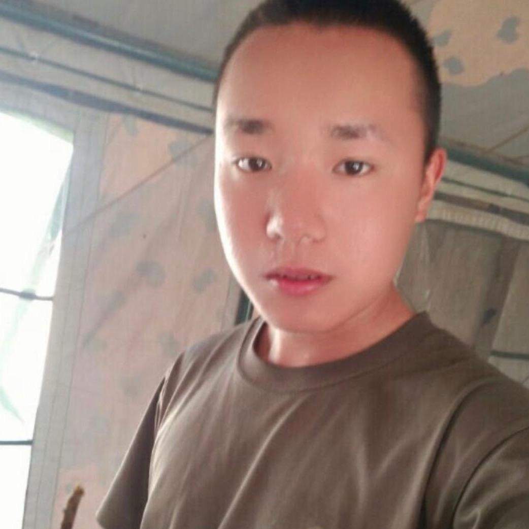 小梁助农正能量