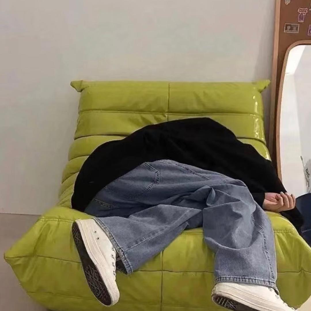 每天都好困zzZ