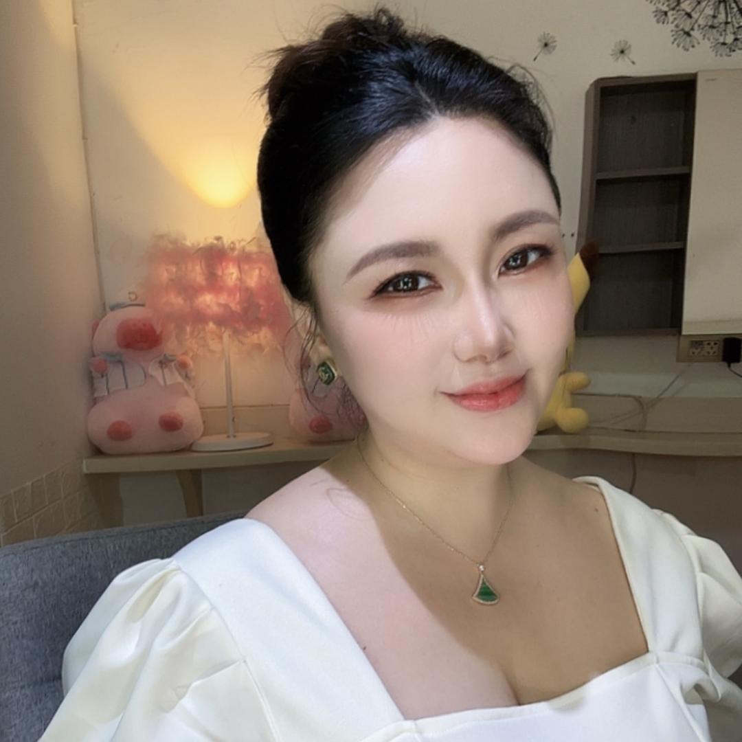 三斤（人傻好骗）没大哥人傻好骗