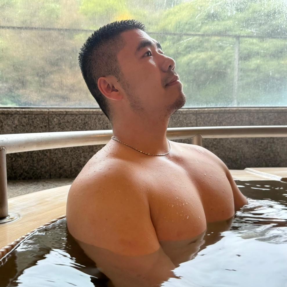 李小新
