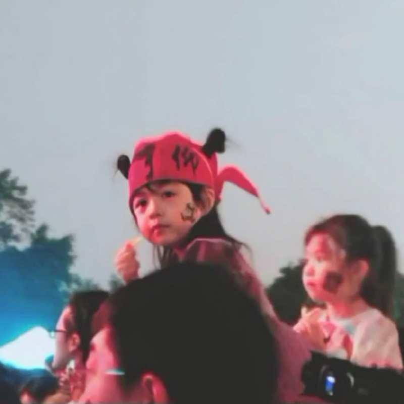 y.y
