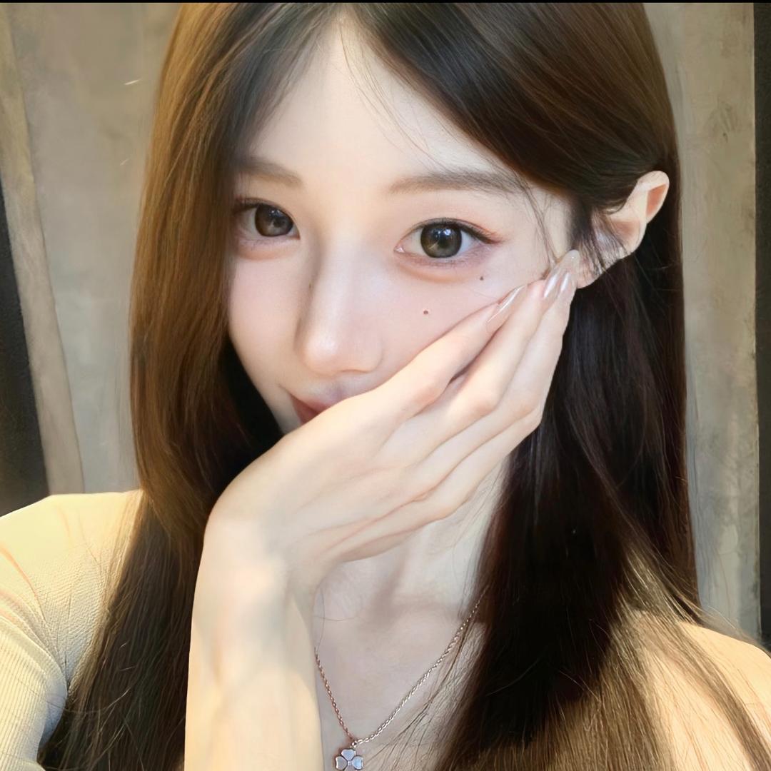 甜美母蟑螂