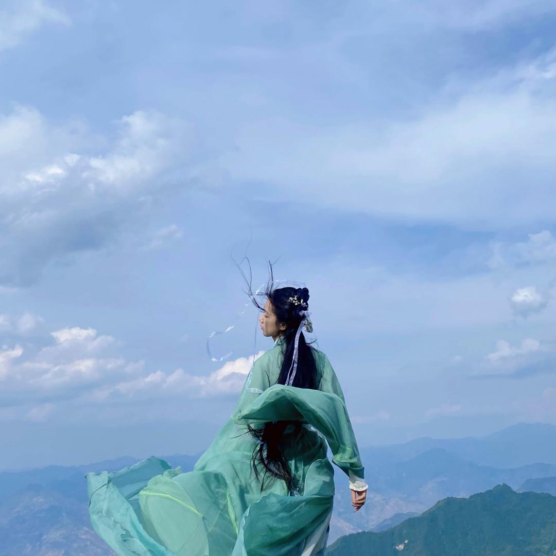 不吃香菜的拾也